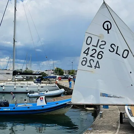 Laguna 36 Izola